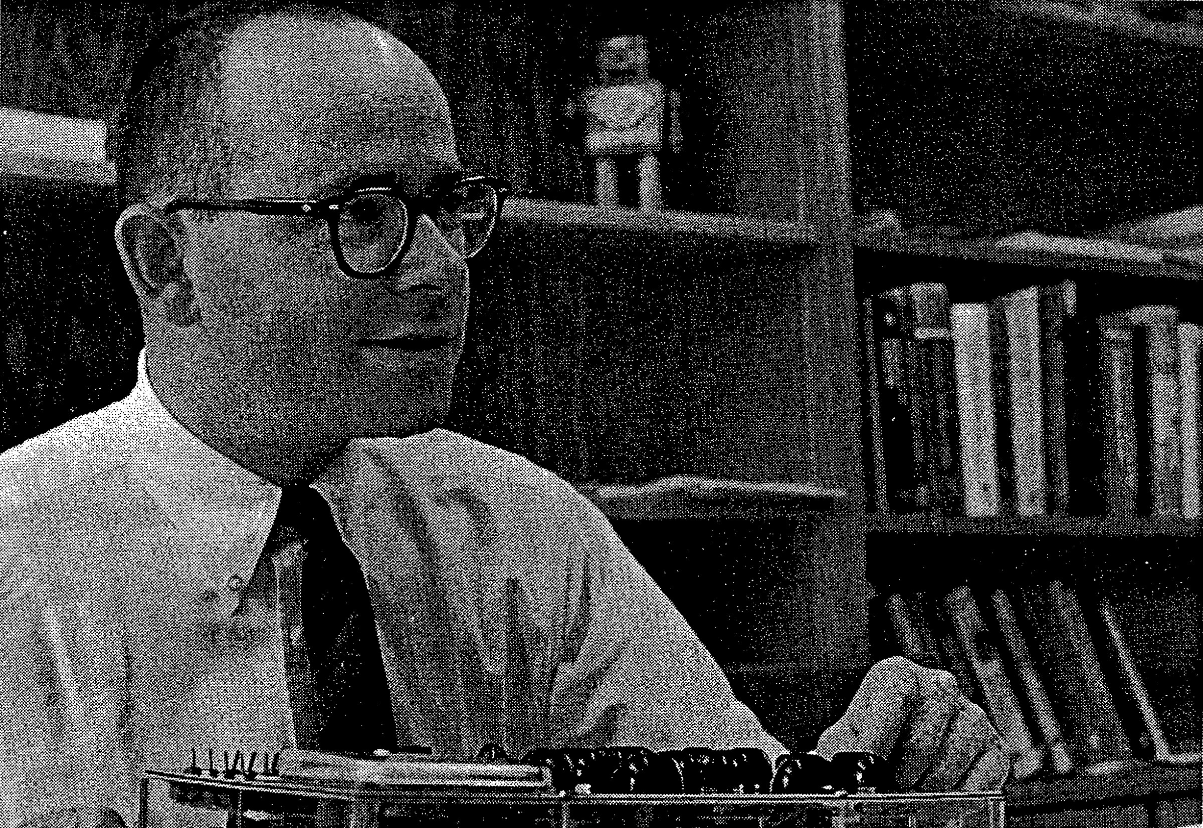 Bernard Widrow with one of the ADALINE machines he built with Ted Hoff.