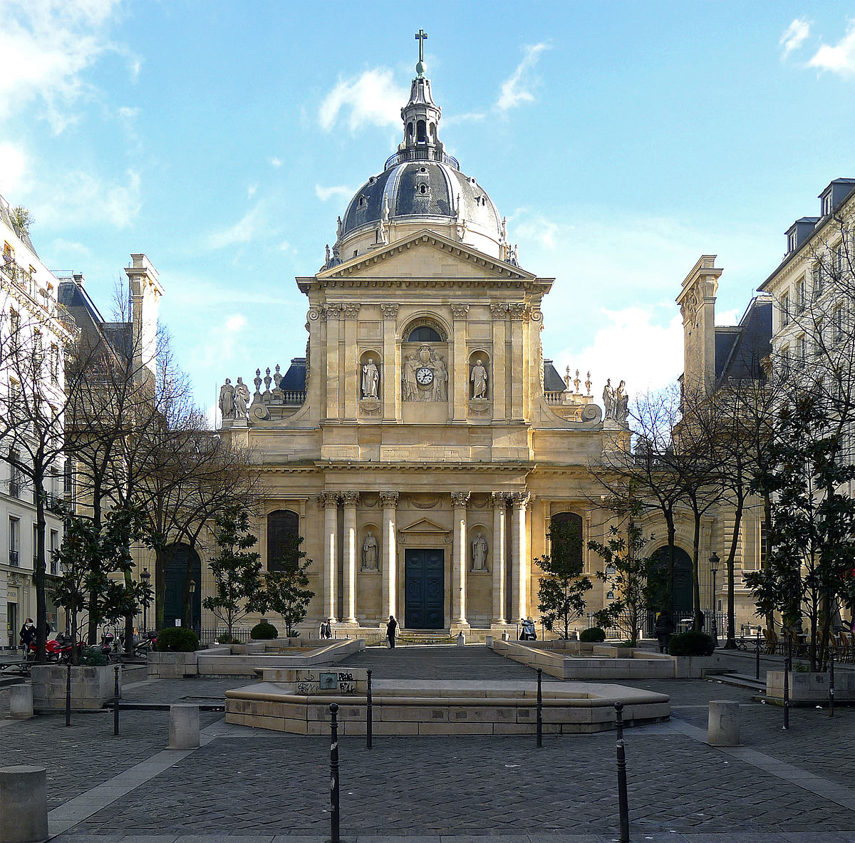 Vera Molnár Joins François at the Sorbonne